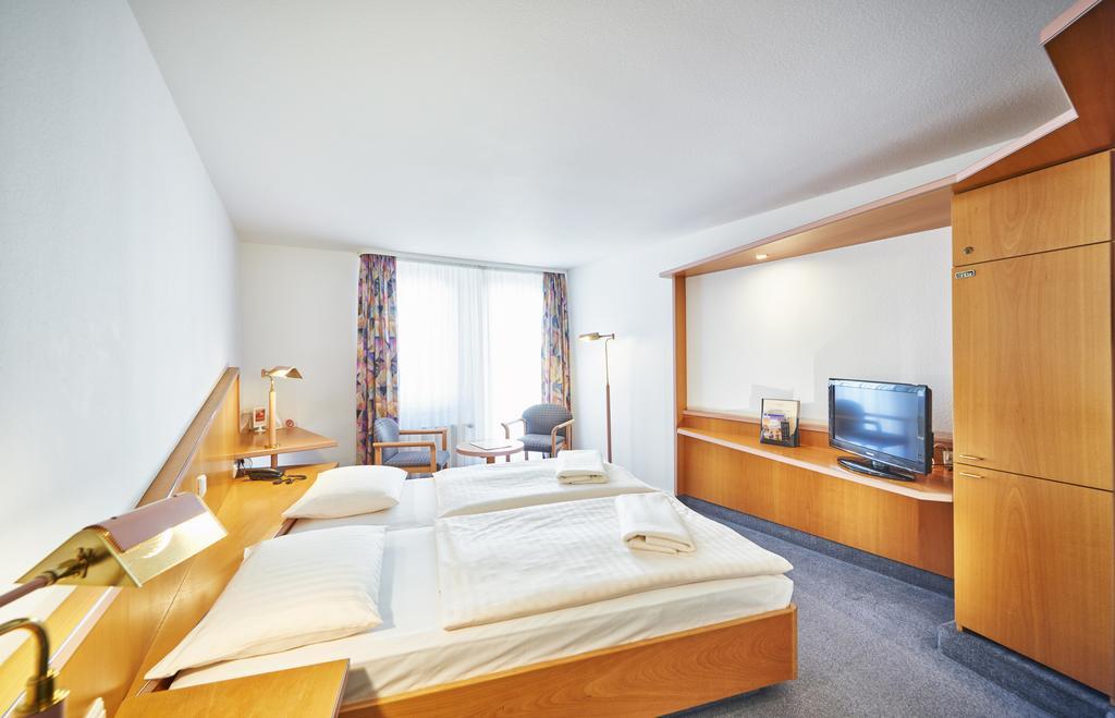 Brita Hotel สตุตการ์ต ภายนอก รูปภาพ